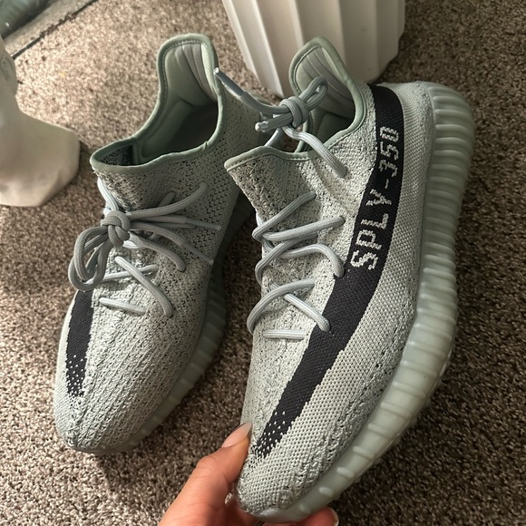 Men’s Yeezys